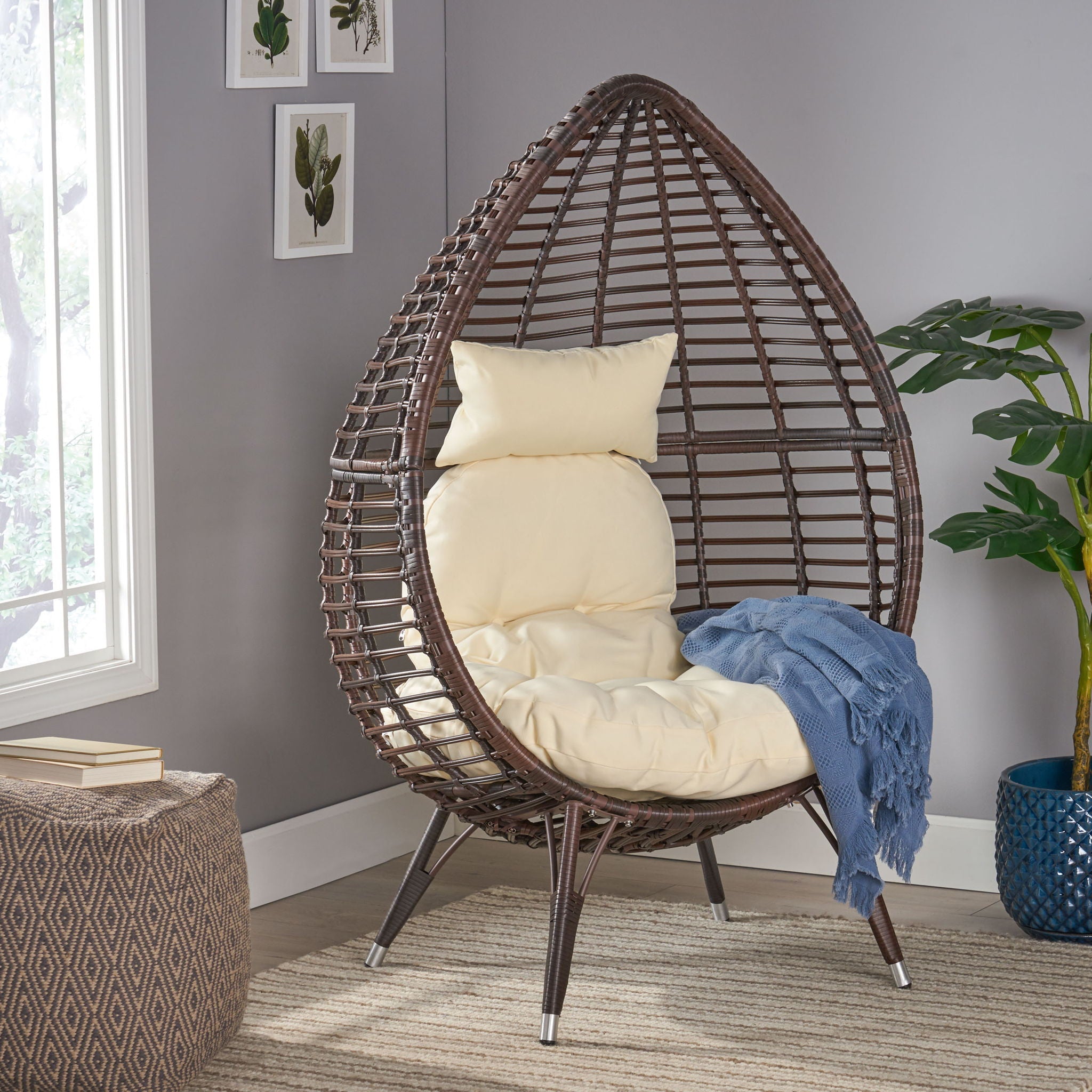 Cutter Teardrop Patio Chair with Water-Resistant Cushion