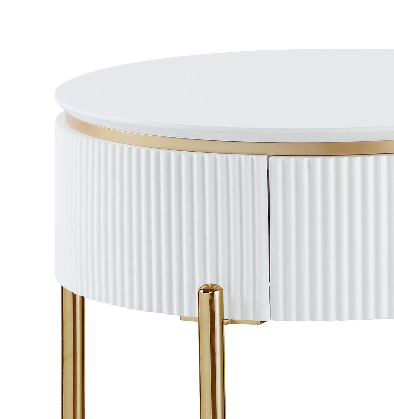 Daveigh High Gloss End Table - Gold / White