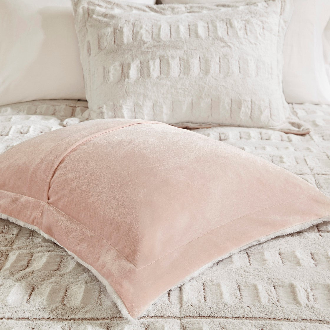 King/Cal King Back Print Long Fur Comforter Mini Set