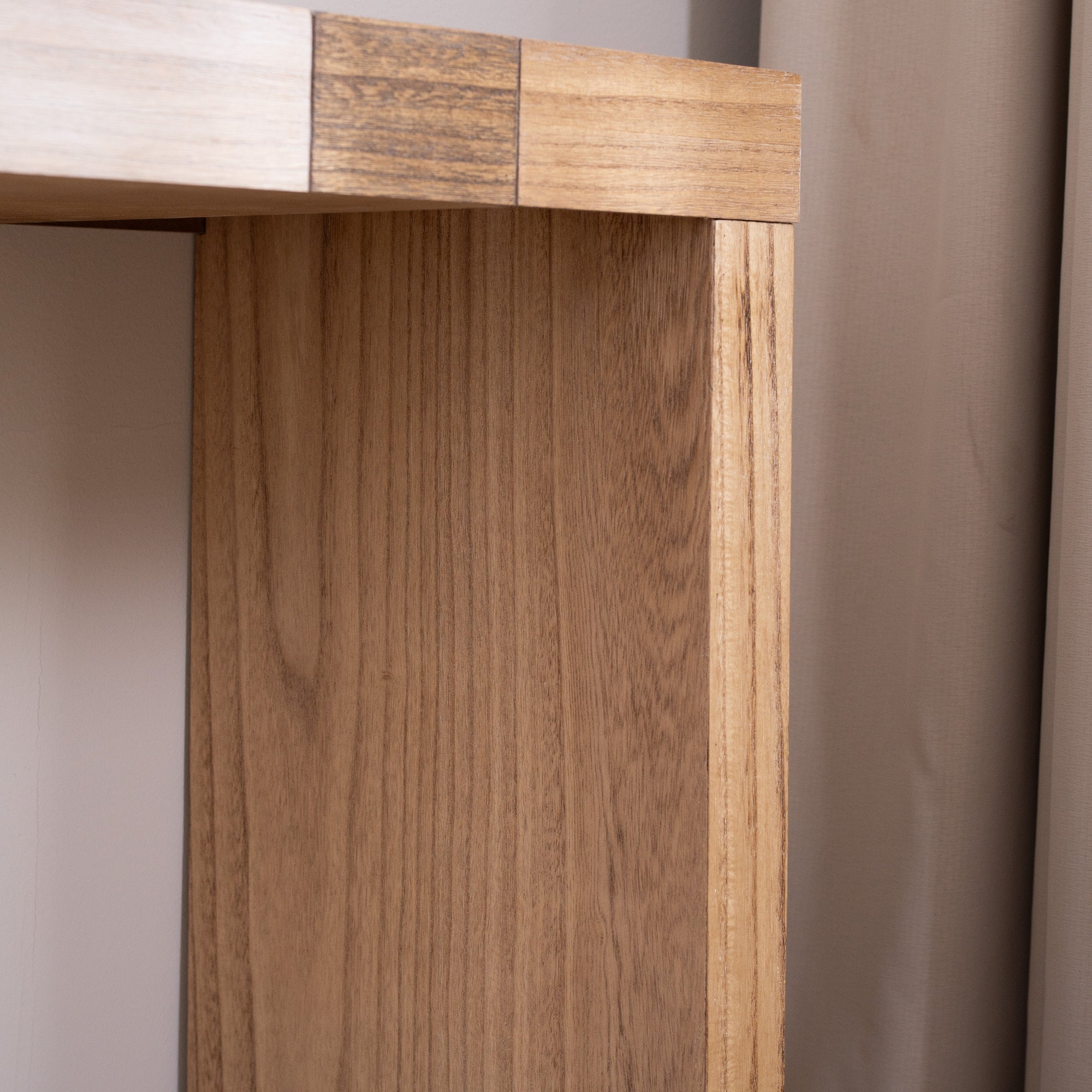 Modern Console Table, 62' Long Entryway Table with Chevron Patterned Top