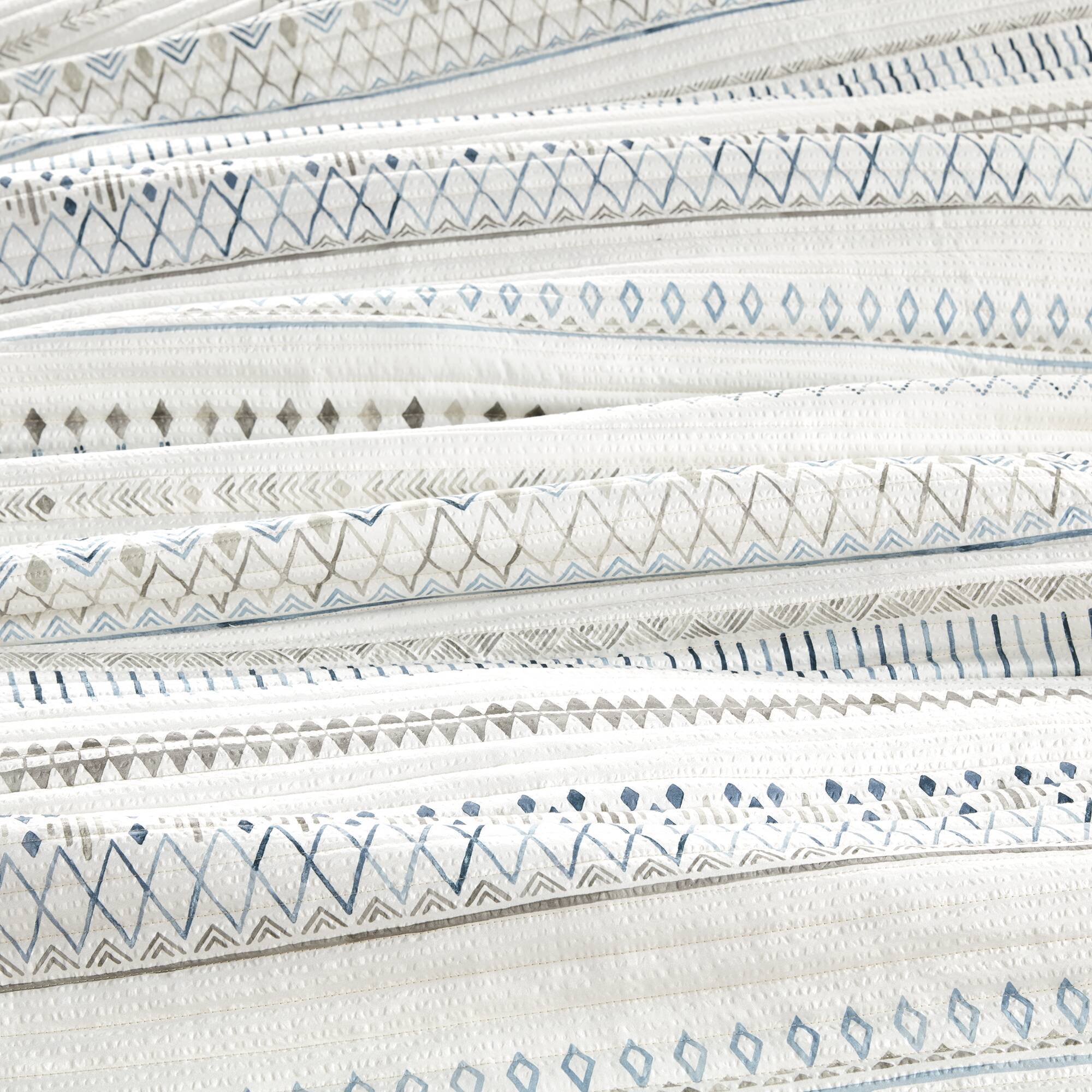 3 Piece Printed Microfiber Seersucker Quilt Set Taupe/Blue Full/Queen