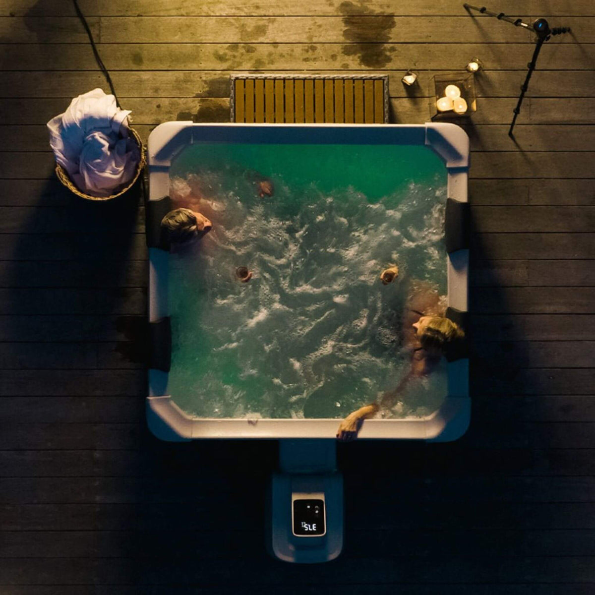 MSpa Oslo Supreme 6-Person 120 Jets Square Spa W/ LED Lights & Integrated App Control