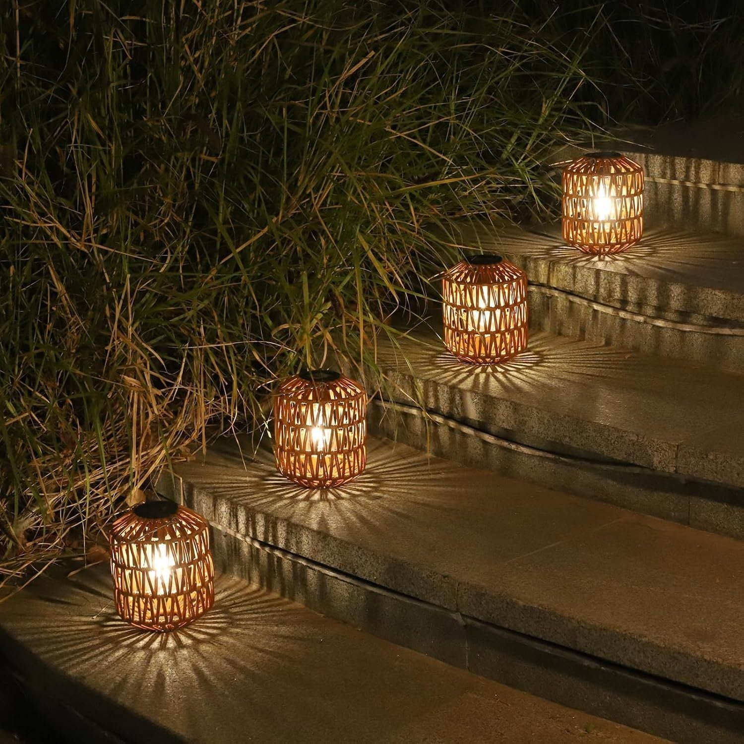 2 Pack Solar Lanterns Outdoor Waterproof