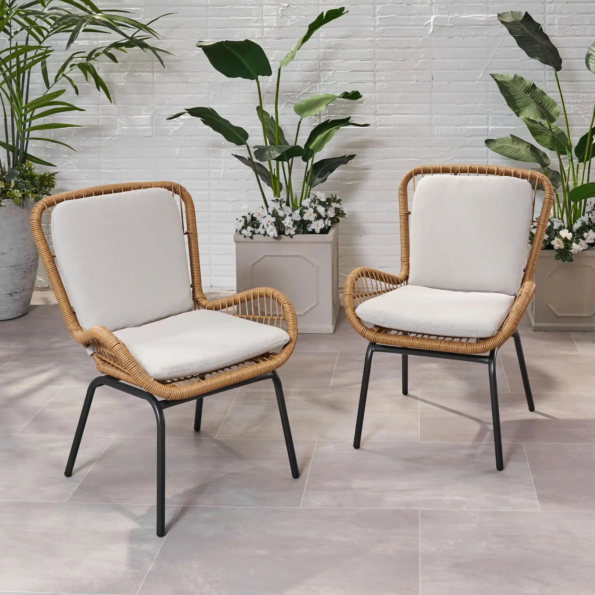 Outdoor Wicker Club Chair With Cushions (Set of 2)
