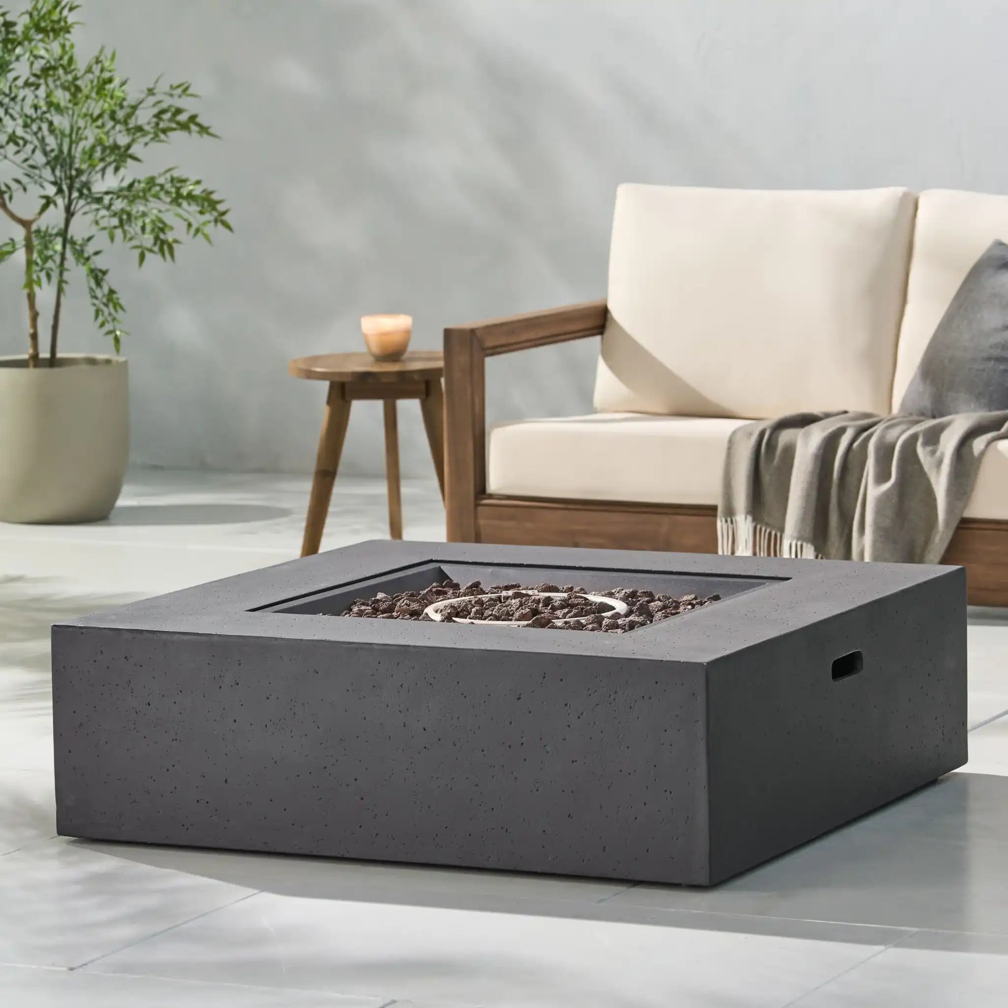 Modern 50,000 Btu Square Fire Table With Propane Tank